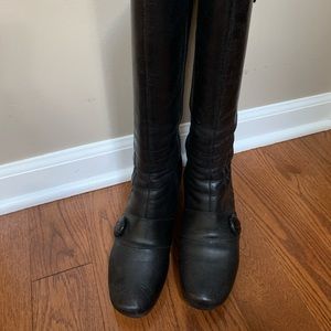 Pikolinos black leather boots. Size 38 (Spain).